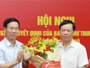 Triển khai quyết định của Ban Bí thư Trung ương Đảng về công tác cán bộ