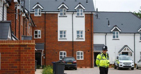 ĐIỂM TIN THẾ GIỚI: EU từ chối “bắt tay” Trung Quốc chống lại Mỹ, 2 người Anh nhiễm độc Novichok giống cựu điệp viên Skripal