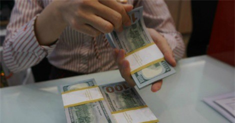 Doanh nghiệp xuất nhập khẩu lo lỗ nặng vì tỷ giá tăng cao