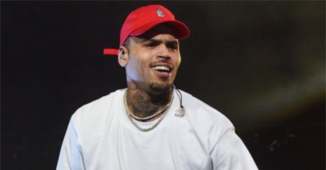 Chris Brown bị cảnh sát bắt giữ sau buổi biểu diễn tại Florida 