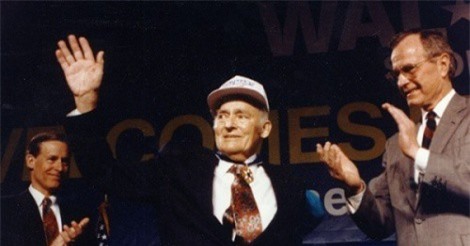 Từ tiệm tạp hóa đến đế chế siêu thị của ông chủ Walmart