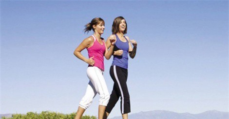 Đi bộ 100 bước mỗi phút để giảm cân