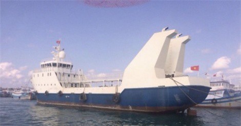 Va vào bãi cạn, tàu 2.000 tấn gặp nạn trên biển Bình Thuận