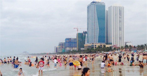 Đà Nẵng khuyến cáo du khách hạn chế tắm biển