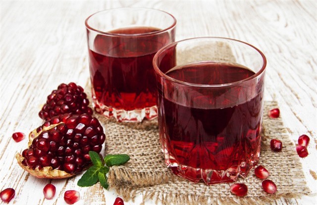Lợi ích không ngờ của nước ép lựu đối với tim