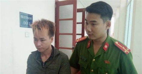 Thanh Hóa: 2 thanh niên "thủ" súng tự chế để áp tải ma tuý đi tiêu thụ