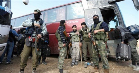 Hàng loạt phiến quân buông súng, ngừng giao tranh với quân đội Syria