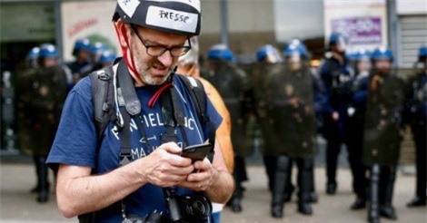 Youtube lên kế hoạch tỉ mỉ để chống lại nạn fake news