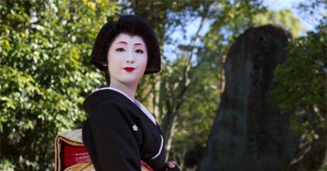 Giải mã bí mật khó tin về geisha Nhật Bản