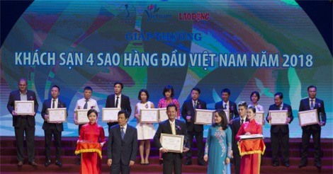 Giải thưởng Du lịch Việt Nam 2018 tôn vinh khách sạn Mercure Danang FrenchVillage Bana Hills