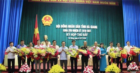 Kiện toàn nhân sự 5 địa phương