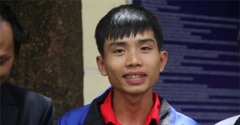 Vụ làm mẹ tuổi 13, suýt làm bà ở tuổi 26: Tòa tuyên bị cáo vô tội