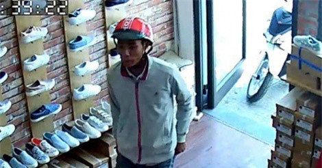 Cảnh giác với thủ đoạn giả vào shop mua đồ để lừa lấy tiền thối