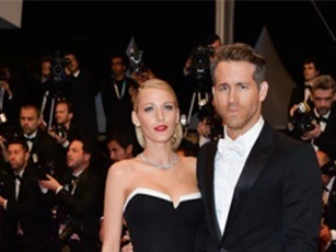 Ryan Reynolds gợi ý 8 bộ vest lịch lãm cho chú rể