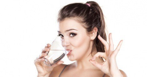 8 thời điểm nên uống đủ nước để đẹp đủ đường