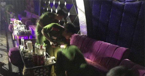 Đồng Nai: Đột kích quán bar, phát hiện nhiều chất bột, viên nén nghi là ma túy