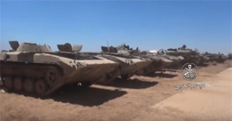 Clip: Kho xe tăng, tên lửa khủng của phiến quân bị quân đội Syria chiếm