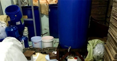 Hà Nội: Phát hiện hành vi mới về làm giả thuốc thú y