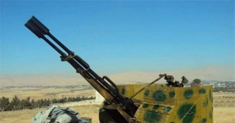 Phòng không Syria báo động cao độ tại Al-Quneitra