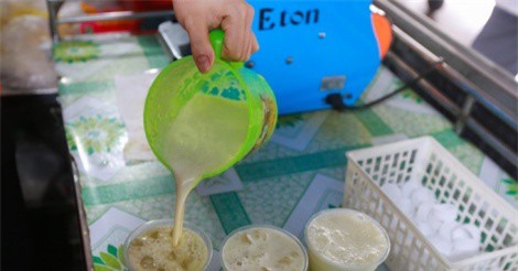 Quán nước mía sầu riêng bán 1.000 ly mỗi ngày ở Sài Gòn