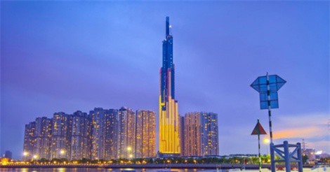 Cận cảnh tòa nhà cao nhất Việt Nam mới mọc tại Sài Gòn