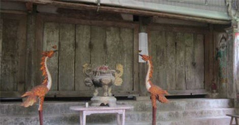 Tục thờ “thần rắn cụt đuôi” và chuyện cầu mưa kỳ lạ