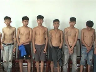 Bắt nhóm thanh thiếu niên “nhí” đâm chết người lúc rạng sáng