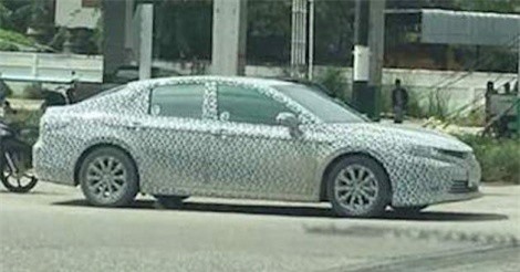 Toyota Camry 2019 lần đầu chạy thử ở Đông Nam Á