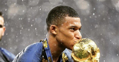 Cầu thủ trẻ hay nhất World Cup tặng tiền cho quỹ từ thiện