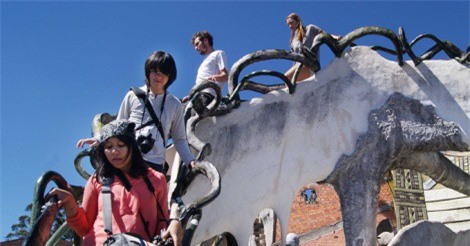 Khám phá 'ngôi nhà điên' kỳ lạ nhất thế giới ngay tại Đà Lạt