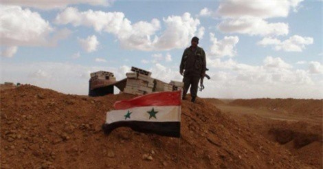 Quân đội Syria tịch thu một loạt vũ khí IS bỏ lại ở Deir Ezzur