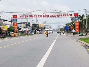Sóc Trăng: Nghi vấn cán bộ công an bị cướp xe ô tô trong đêm