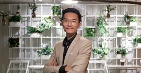 Bỏ việc nghìn đô làm chủ doanh nghiệp hoa giấy và chuyên gia ươm mầm startup