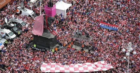 Thua chung kết World Cup 2018, Croatia vẫn được hơn nửa triệu CĐV chào đón