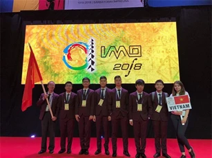 Hải Phòng: Thưởng 700 triệu đồng tới 2 học sinh đoạt giải Olympic Toán quốc tế 2018