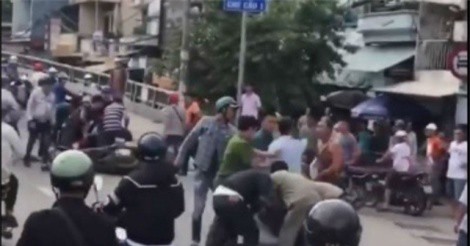 Bị cảnh sát hình sự vây bắt, băng cướp vung mã tấu mở đường tẩu thoát