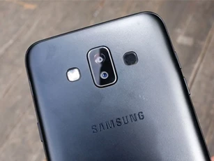Smartphone camera kép giá rẻ nhất của Samsung lên kệ tại Việt Nam