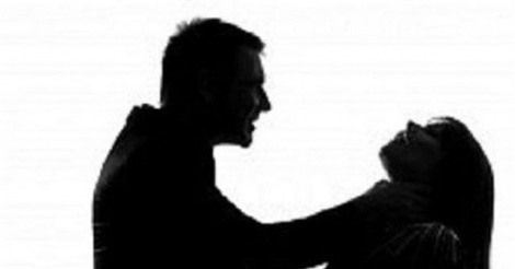 Phú Yên: Nghi vợ ngoại tình, chồng siết cổ vợ đến chết rồi tự thú