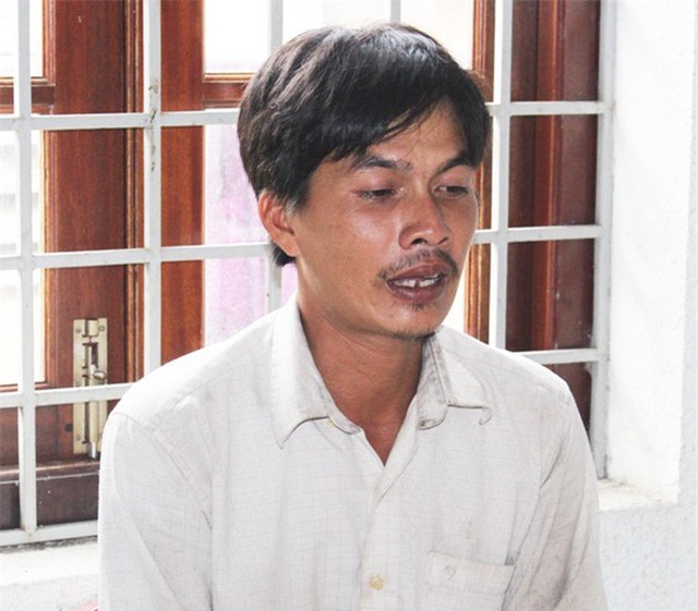 Long An: Người dân vây bắt đối tượng cắt trộm cáp viễn thông