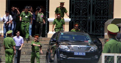 Tòa tuyên án: Trục xuất William Nguyen ra khỏi lãnh thổ Việt Nam