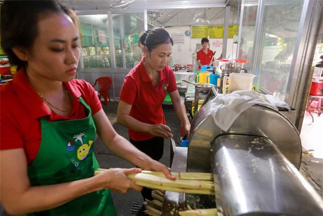 Quán nước mía 25 năm "tuổi đời" ở vùng ven Sài Gòn, doanh thu 15 triệu đồng/ngày