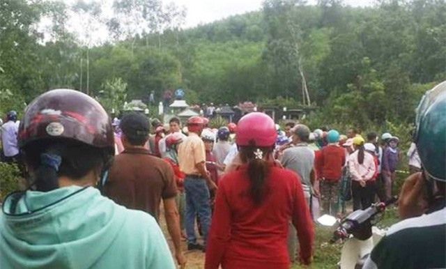 Bình Định: Kinh hoàng thảm án người tâm thần sát hại vợ con và cha ruột