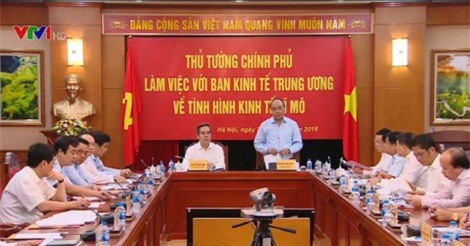 Thủ tướng Nguyễn Xuân Phúc làm việc với Ban Kinh tế Trung ương