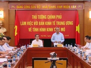 Thủ tướng Nguyễn Xuân Phúc làm việc với Ban Kinh tế Trung ương