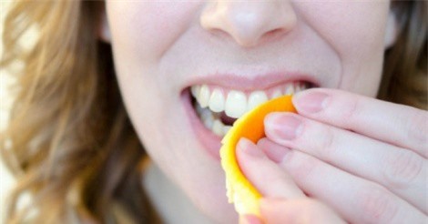 5 mẹo đánh bay mảng bám, vết ố vàng trên răng