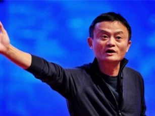 Jack Ma không tuyển người giỏi nhất, đặc biệt là các thạc sĩ vì cho rằng sinh viên ra trường mà học thạc sĩ luôn là vô ích