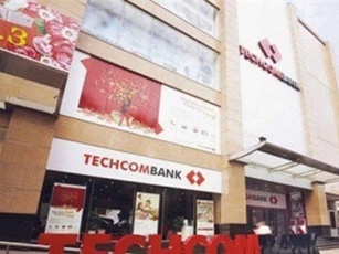 Techcombank báo lãi gần 5.200 tỷ đồng