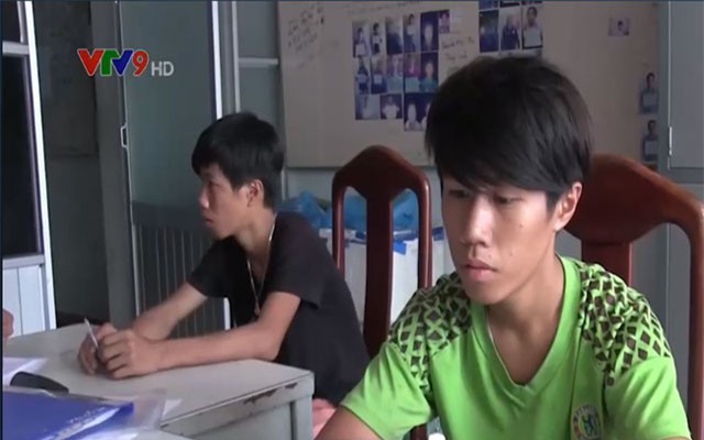 Bắt giữ nhóm đối tượng chuyên trộm cắp tài sản trong xe ô tô