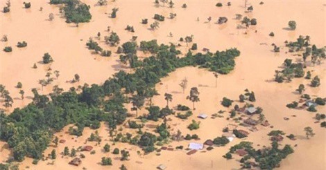 Đã giải cứu 26 công nhân Việt Nam khỏi vùng cô lập do vỡ đập thủy điện Lào