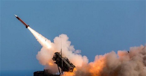 ĐIỂM TIN THẾ GIỚI: Nga tăng cường quân lính và vũ khí tới biên giới để đối phó NATO, nguyên nhân khiến Israel bắn hạ máy bay quân sự Sukhoi của Syria